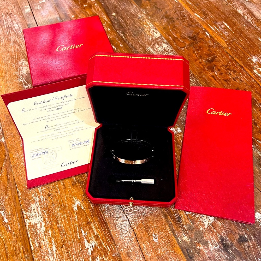CARTIER - Love bracelet 18K White gold.  Mint condition size 17.  Like New.